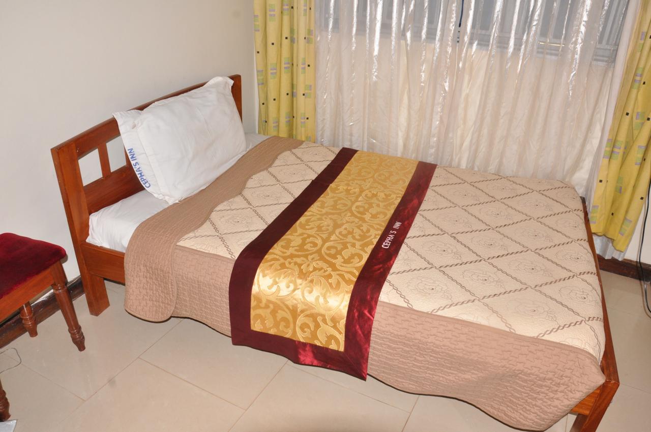 Cepha'S Inn Kabale Exterior foto