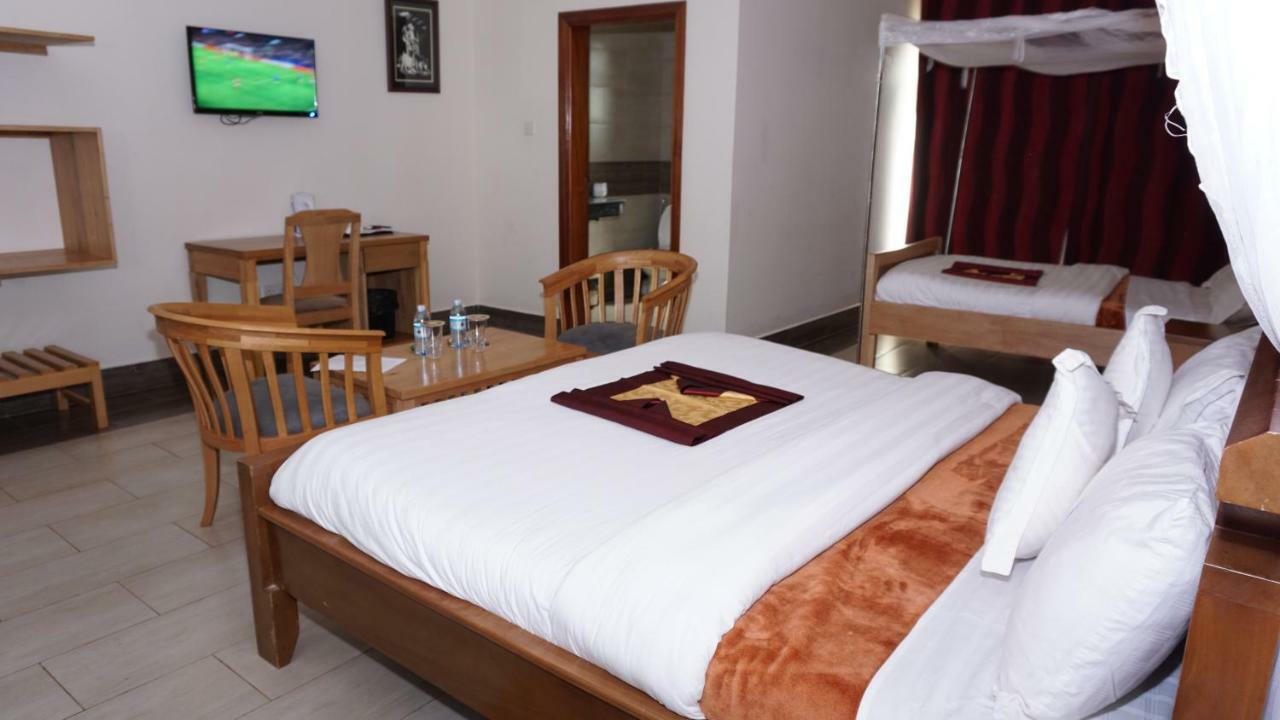 Cepha'S Inn Kabale Exterior foto